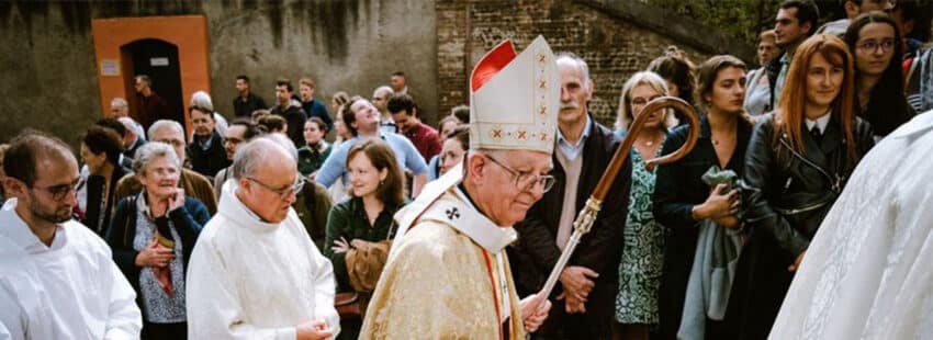 El arzobispo de Toulouse cede a las presiones y aparta como canciller al sacerdote condenado por