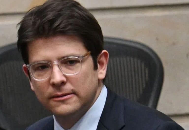 Cardenal Luis José Rueda lamenta muerte de Miguel Uribe Turbay: “Es un momento de inmenso