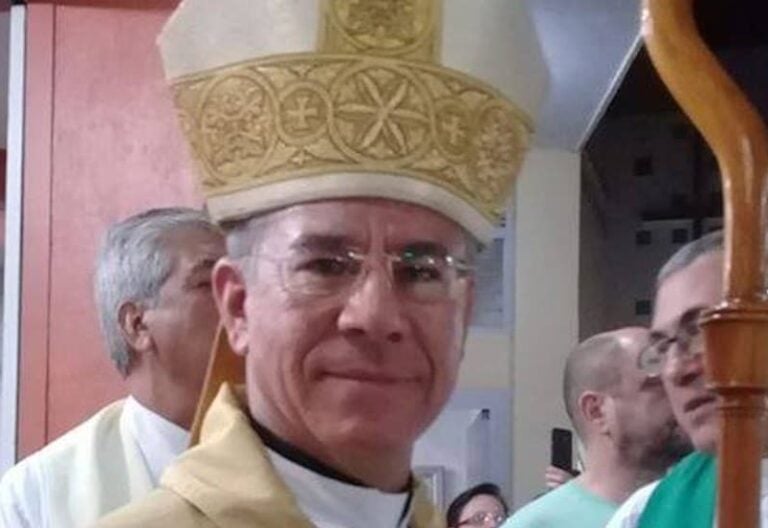 Obispo Engelberto Polino