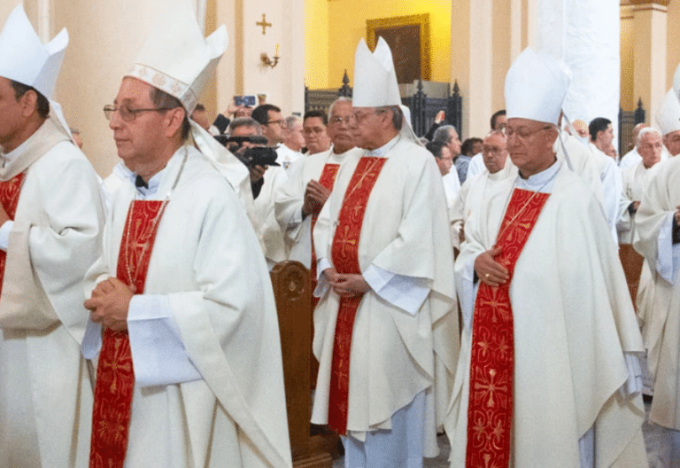 Obispos colombianos