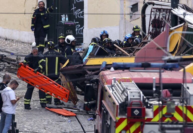 El patriarca de Lisboa tras el accidente del funicular: “Vuestro dolor es nuestro dolor”