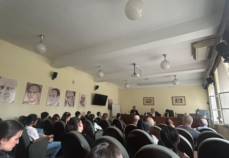 Emilce Cuda, en la Universidad Complutense de Madrid