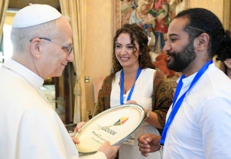 León XIV a los jóvenes del Mediterráneo: “Sois el presente de la esperanza”