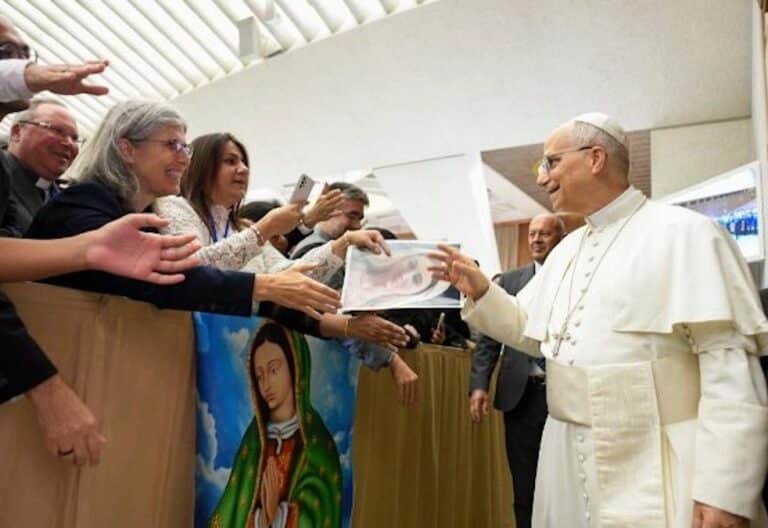 El Papa anima a cultivar una Iglesia “con corazón mariano, abierta al diálogo y a la