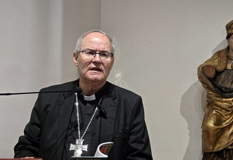 El arzobispo de Toledo, Francisco Cerro