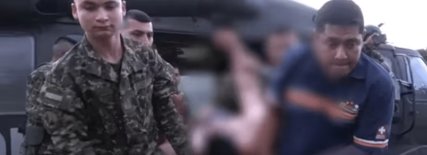 Soldados colombianos quemados