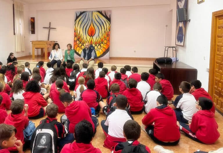 Escuelas Católicas reclama la protección de la infancia en el entorno digital