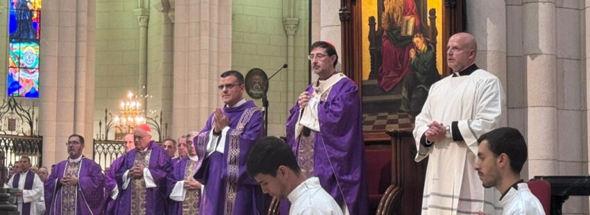 El cardenal José Cobo, durante la misa por el alma de José Antonio Álvarez