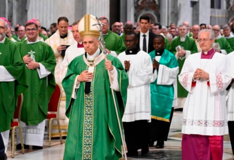 Inicio de la misa del Jubileo de los equipos sinodales