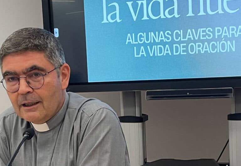 José Emilio Cabra, sacerdote de Málaga