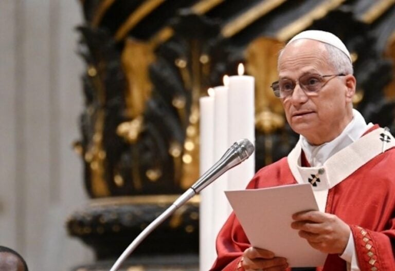 León XIV a los universitarios: “La vida solo es vida si está en camino”