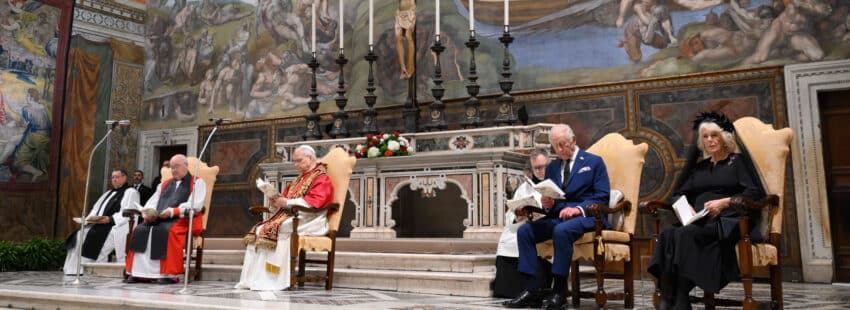 Carlos III con León XIV en la Capilla Sixtina