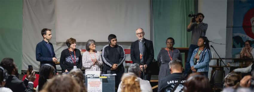 Los movimientos populares reclaman al mundo una nueva alianza global por la dignidad humana y la