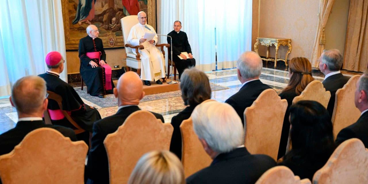 El papa León XIV recibe en audiencia en el Vaticano a los Caballeros de Colón