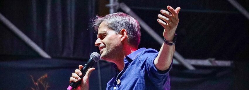 Pablo Martínez, cantante