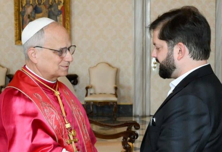 El Papa con el presidente de Chile
