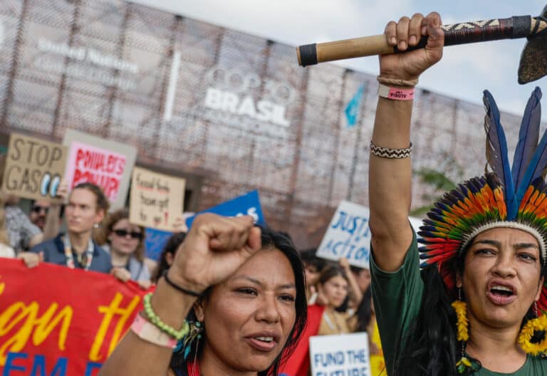 Protestas indígenas durante la cumbre climática convocada por Naciones Unidas bajo las siglas