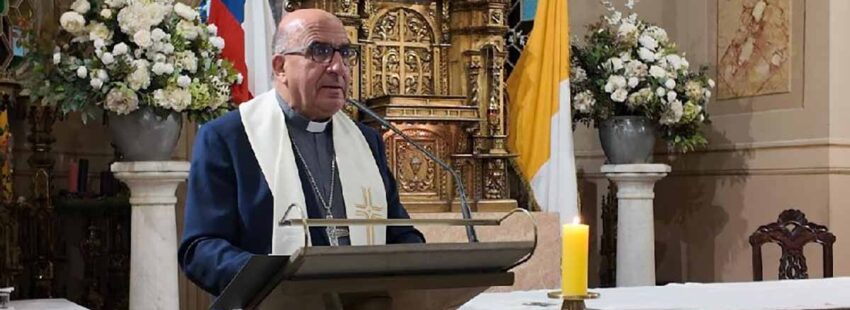 Los candidatos presidenciales de Chile se reúnen con el cardenal Fernando Chomalí