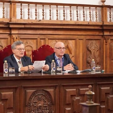 El ‘capo’ de los medios del Vaticano defiende el papel de la comunicación para “reconstruir