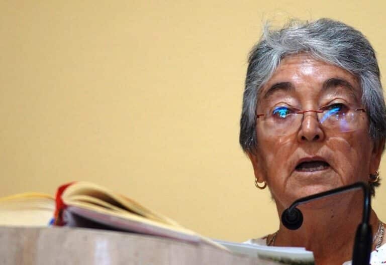 Julia Órdenes: “Viví fuertemente la represión del régimen militar por defender a la gente”