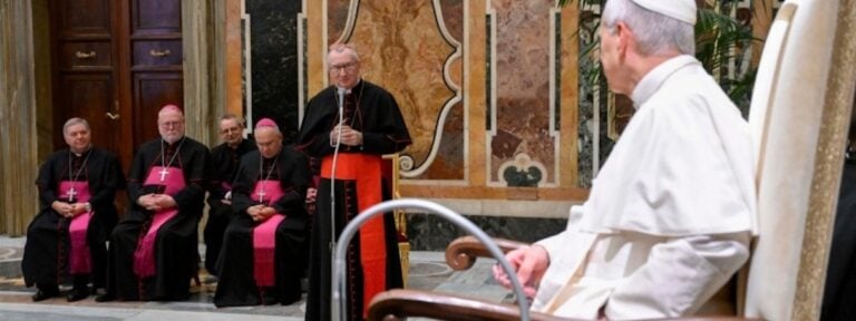 ¿Medió el Vaticano con los Estados Unidos para preparar una huida de Maduro a Rusia?