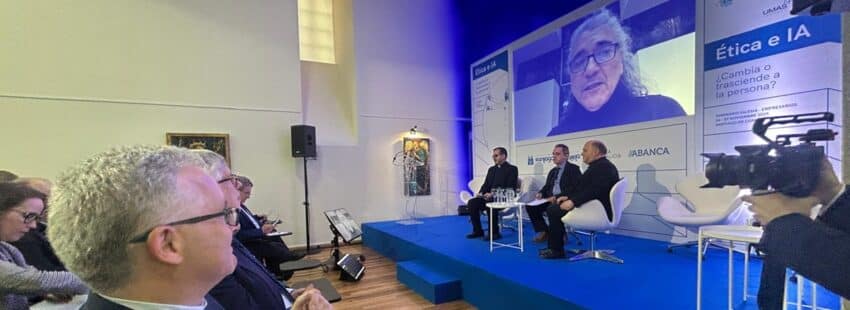 Mesa redonda sobre la IA celebrada en Santiago de Compostela