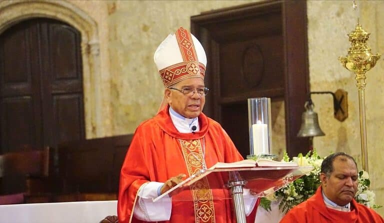 Francisco Ozoria, arzobispo de Santo Domingo