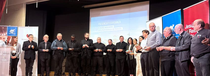 Los curas de la DANA reciben el premio Alter Christus por su atención a los damnificados