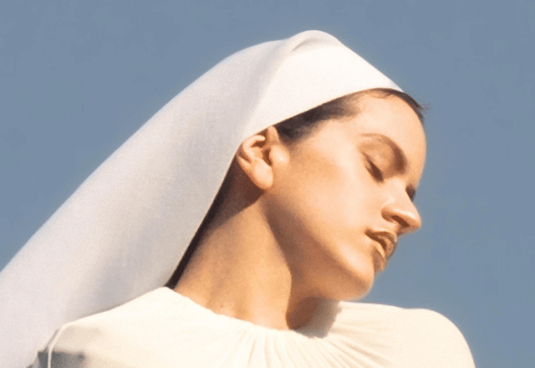 Portada de 'Lux', de Rosalía