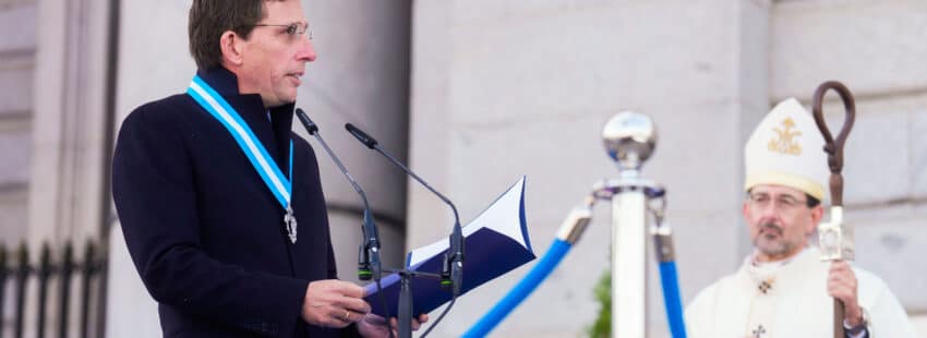 El alcalde de Madrid, José Luis Martínez-Almeida, renueva el Voto de la Villa