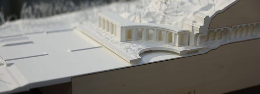 MADRID, 11/11/2025.- Maqueta del proyecto 'La base y la cruz' que ha sido elegido este