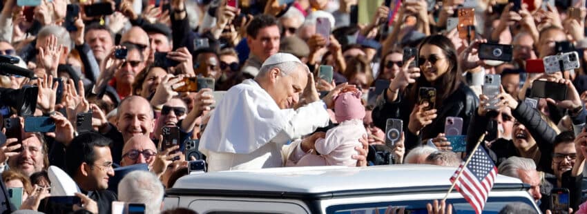 León XIV, durante la audiencia general