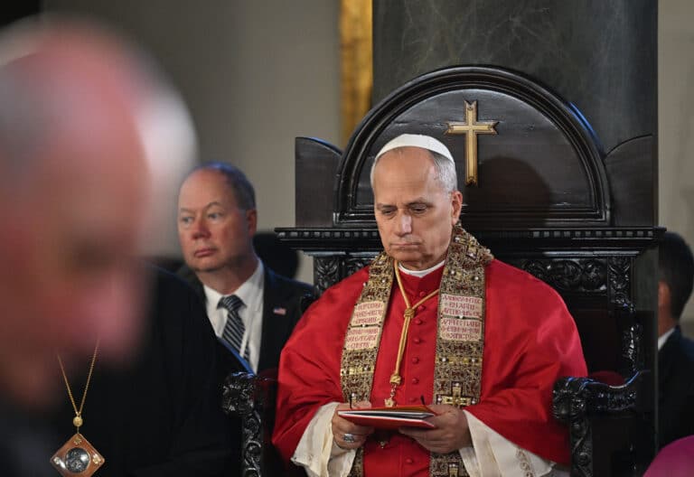 León XIV, en la Divina Liturgia presidida por Bartolomé I en la Iglesia de San Jorge