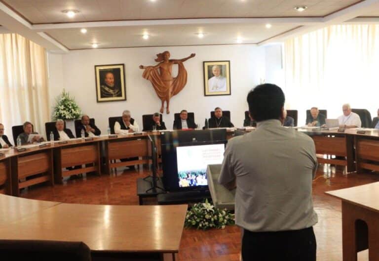 Obispos bolivianos arrancan la versión 117 de su Asamblea Plenaria poniendo en el foco a los