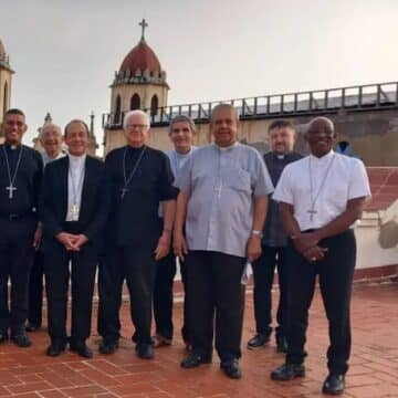 Los obispos cubanos cancelan su visita a León XIV por el desabastecimiento de combustible en la