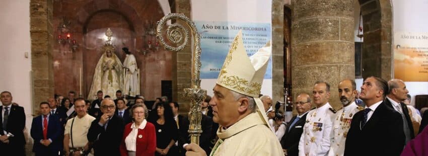 El obispo Rafael Zornoza