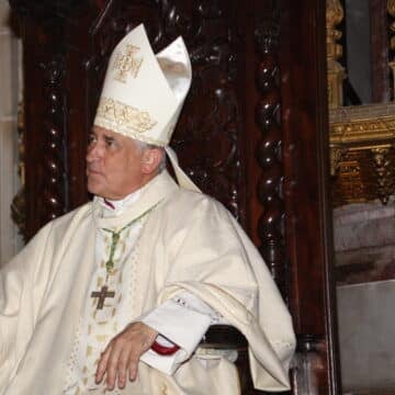 El obispo Rafael Zornoza