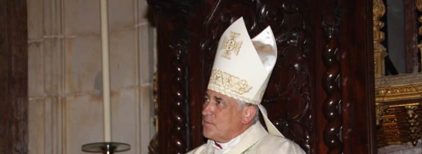 El obispo Rafael Zornoza