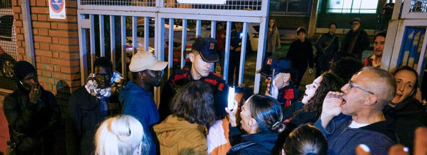 Un grupo de vecinos impide que una parroquia sea hospital de campaña para quince subsaharianos