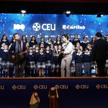 Hermanos Martínez villancico Cáritas