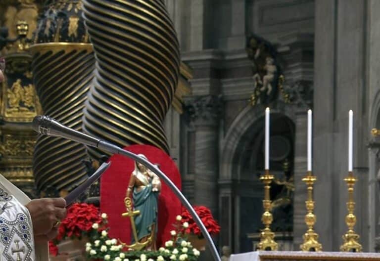 León XIV, durante el Te Deum de 2025