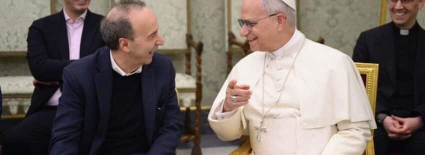 Roberto Benigni presenta su nuevo monólogo al Papa: “¡Qué bonito, habla de amor!”