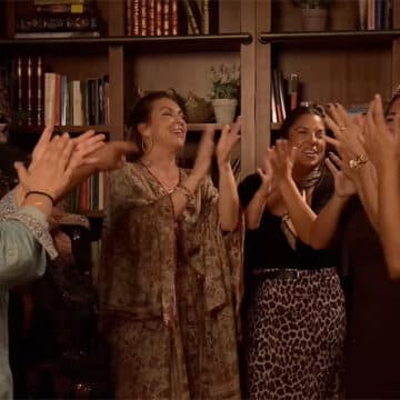 La Niña Pastori cantando entre zambobas, palillos y panderos. “Alegría, ¡que ha nacido