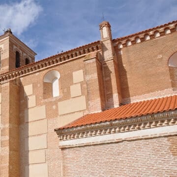 La diócesis de Valladolid salva tras viralizarse dos puertas del siglo XVI de la venta por internet