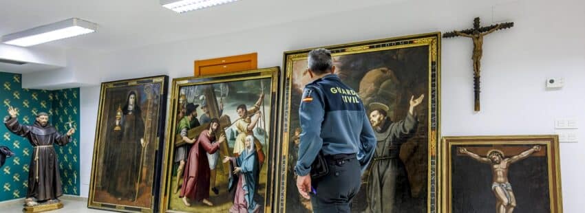 Piezas incautadas por la Guardia Civil del monasterio de Orduña