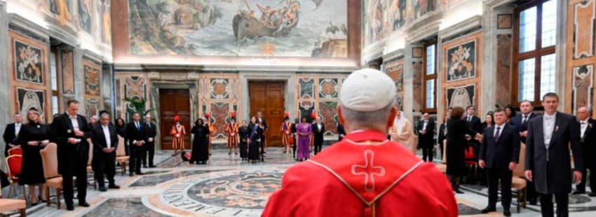 El Papa a que “la Santa Sede no será un espectador silencioso ante las injusticias”