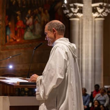 Taizé hace de París la capital de la unidad y la paz gracias a los jóvenes