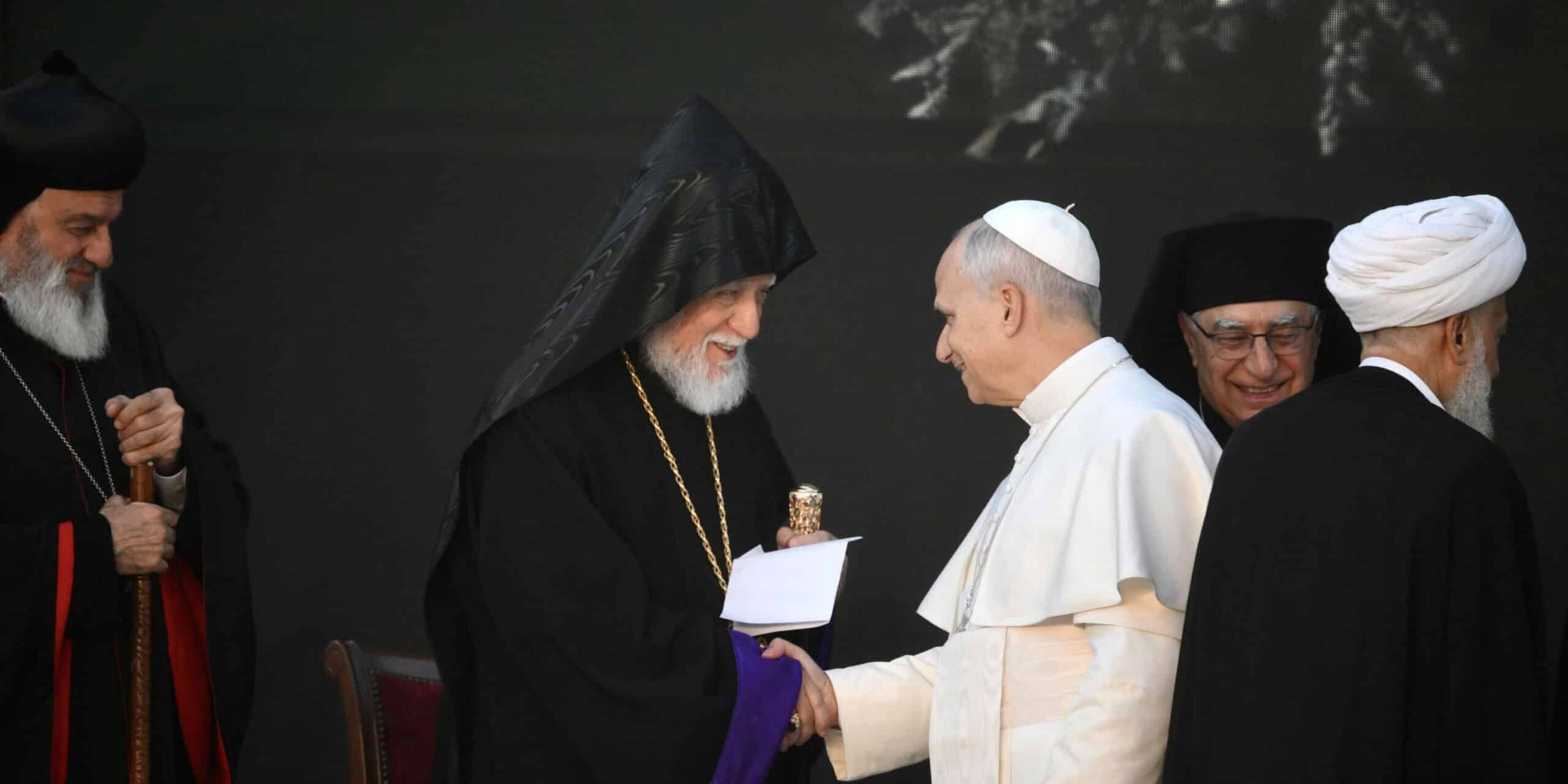 León XIV, en un encuentro interreligioso en Beirut