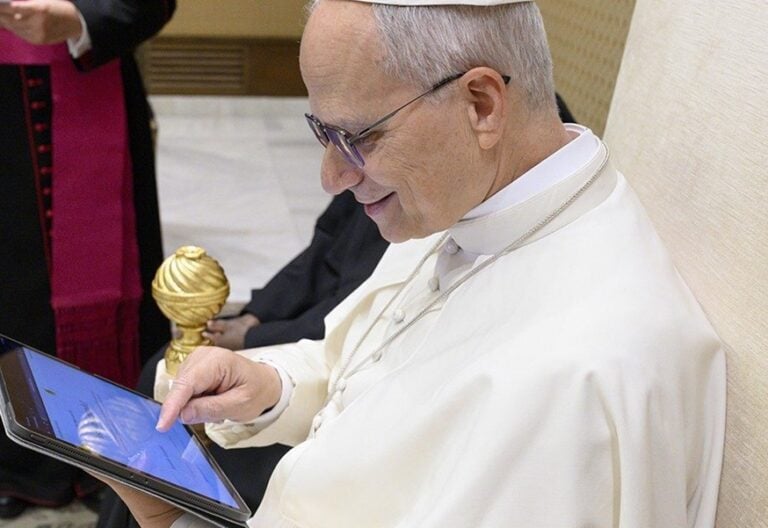 Presentación del Anuario Pontificio digital