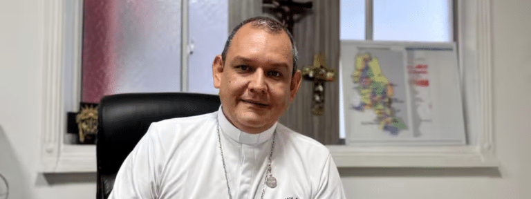 Israel Bravo Cortés, obispo de Tibú